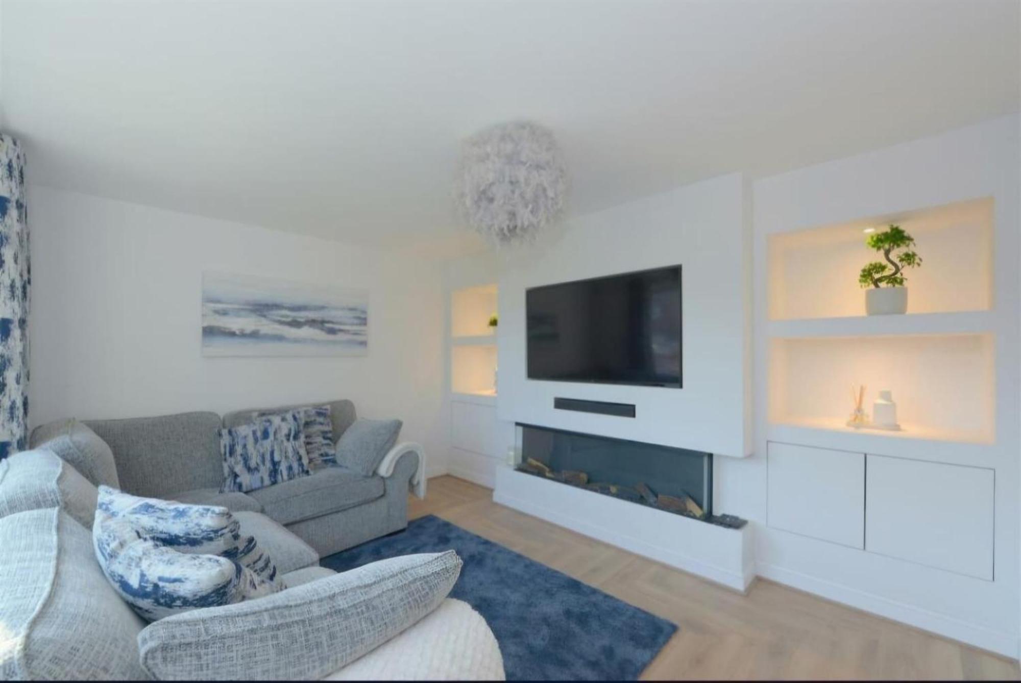 Modern 3 Bedroom Property With Free Driveway Parking By Shire Stays Shrewsbury Eksteriør bilde