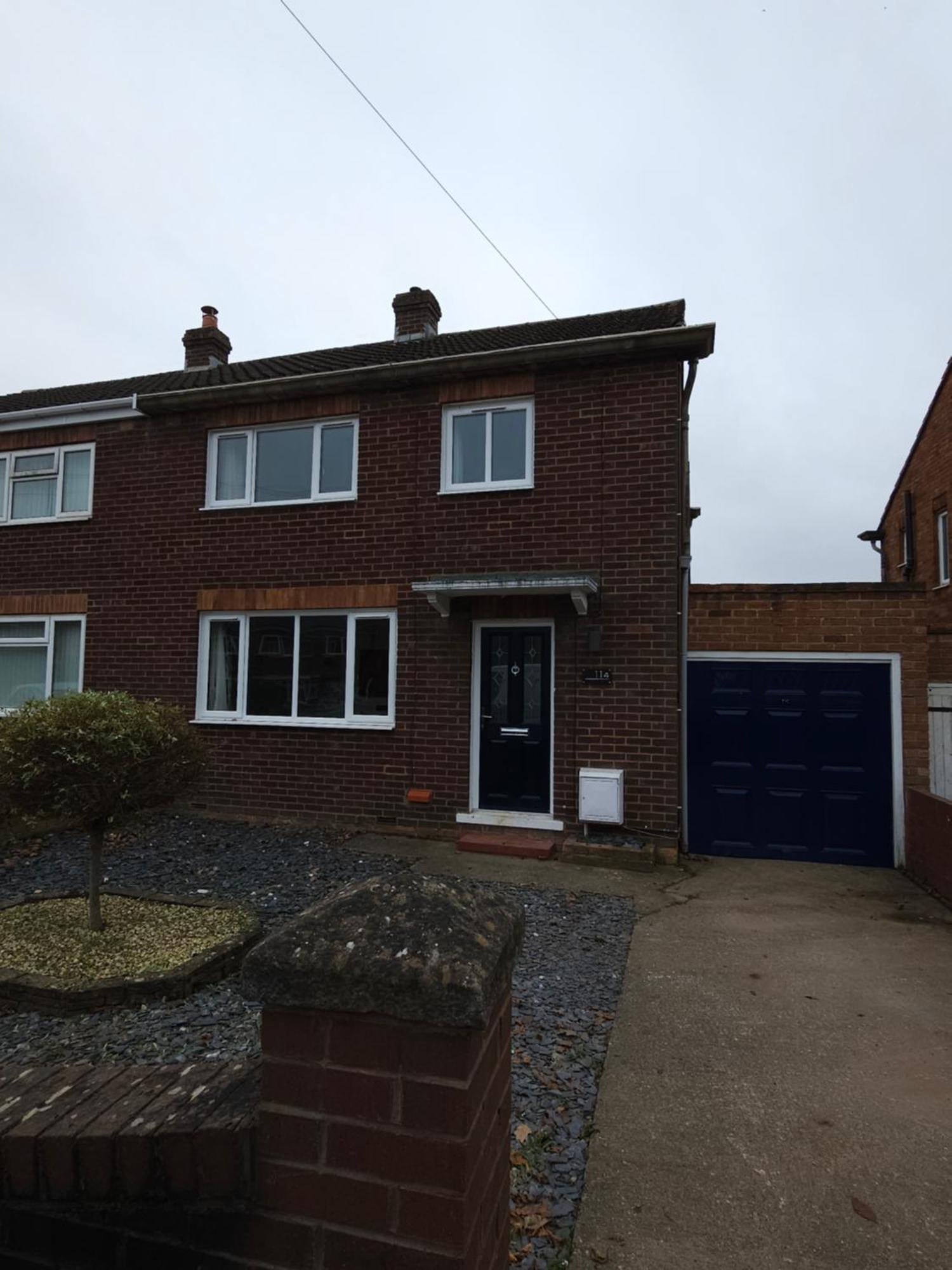 Modern 3 Bedroom Property With Free Driveway Parking By Shire Stays Shrewsbury Eksteriør bilde